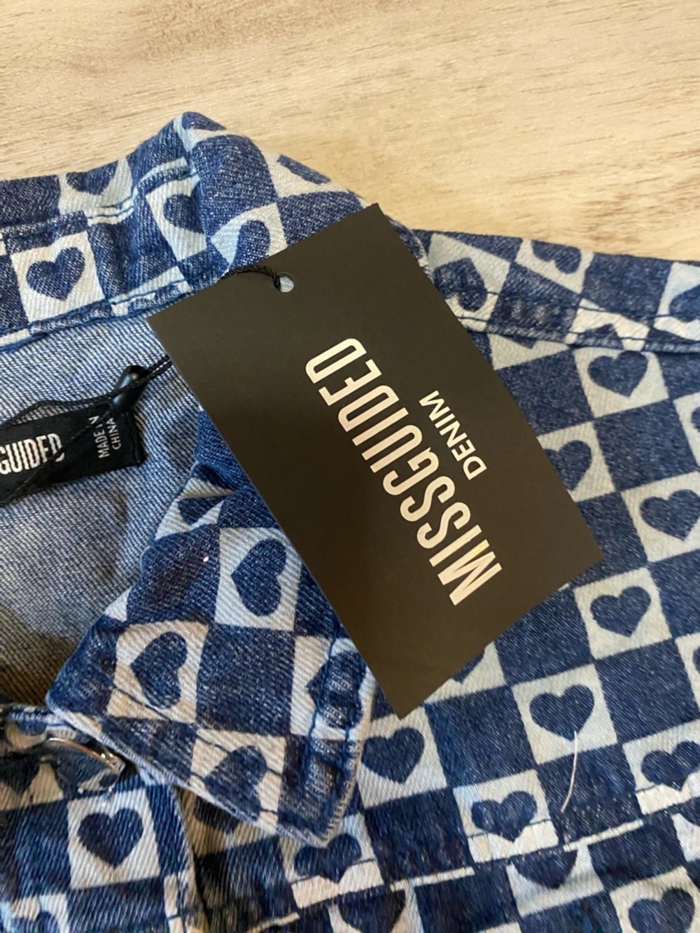 Missguided Blue Heart-Print Cropped Denim Jacket - Picture 11 of 16